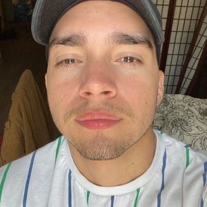 Meet your Posher, Jesús